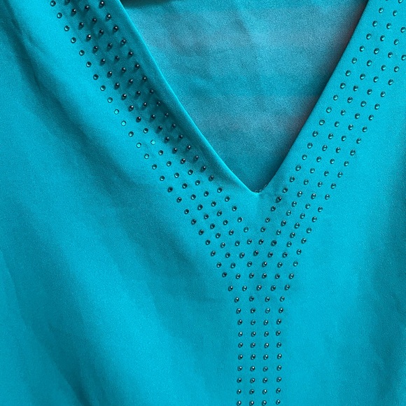 Cynthia Rowley Turquoise Short Sleeve Blouse XL with Gem Detail 💎✨ - Picture 3 of 8